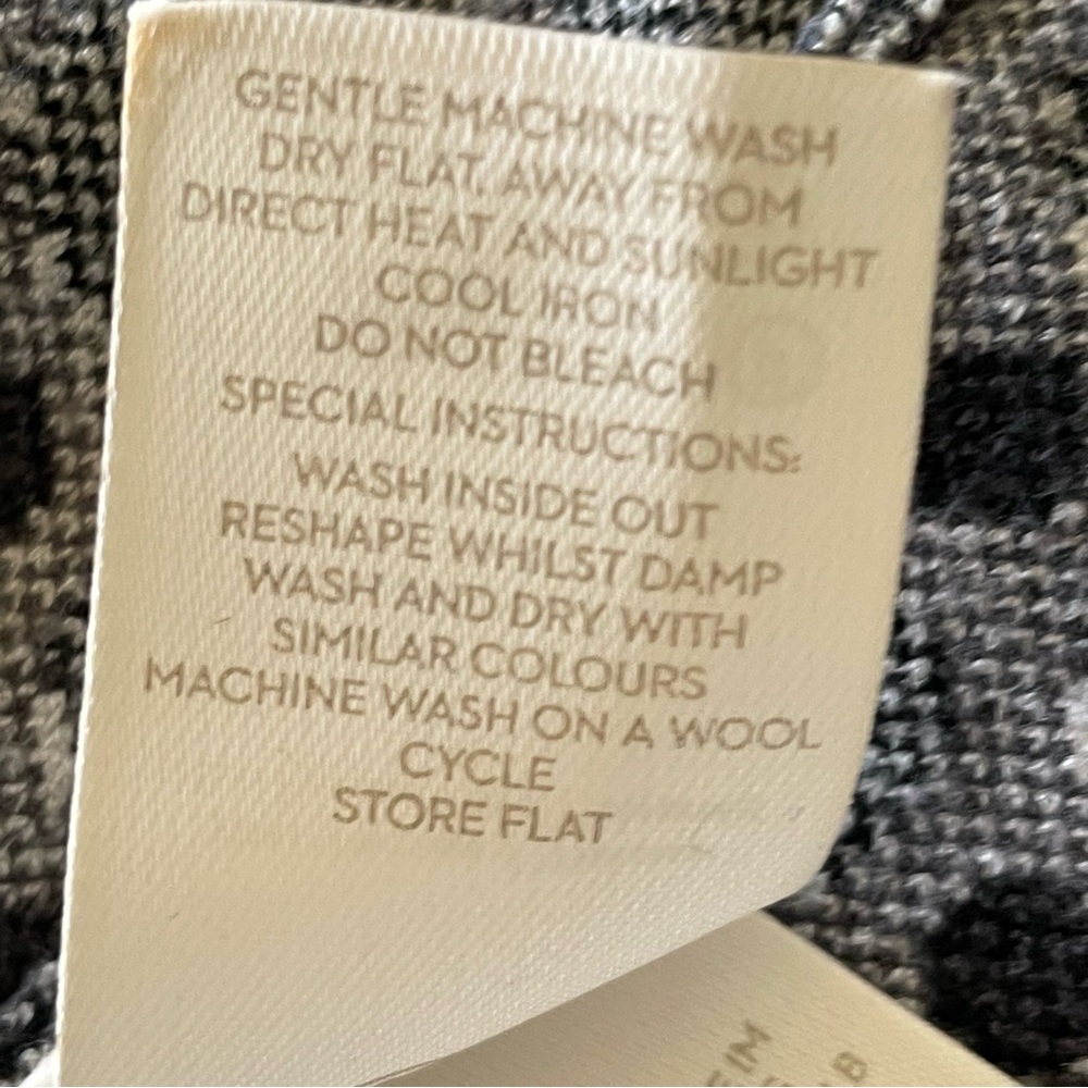 Boden Polka Dot Black and Gray Sweater Dress Size 16 - Picture 10 of 16